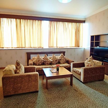 Grand Nakhchivan Hotel Exteriör bild
