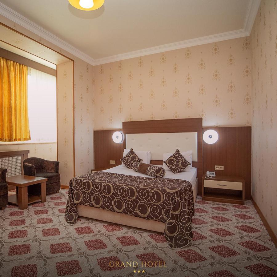 Grand Nakhchivan Hotel Exteriör bild