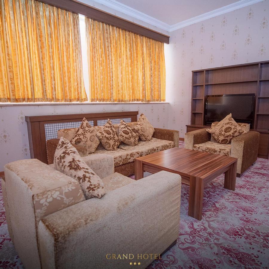Grand Nakhchivan Hotel Exteriör bild