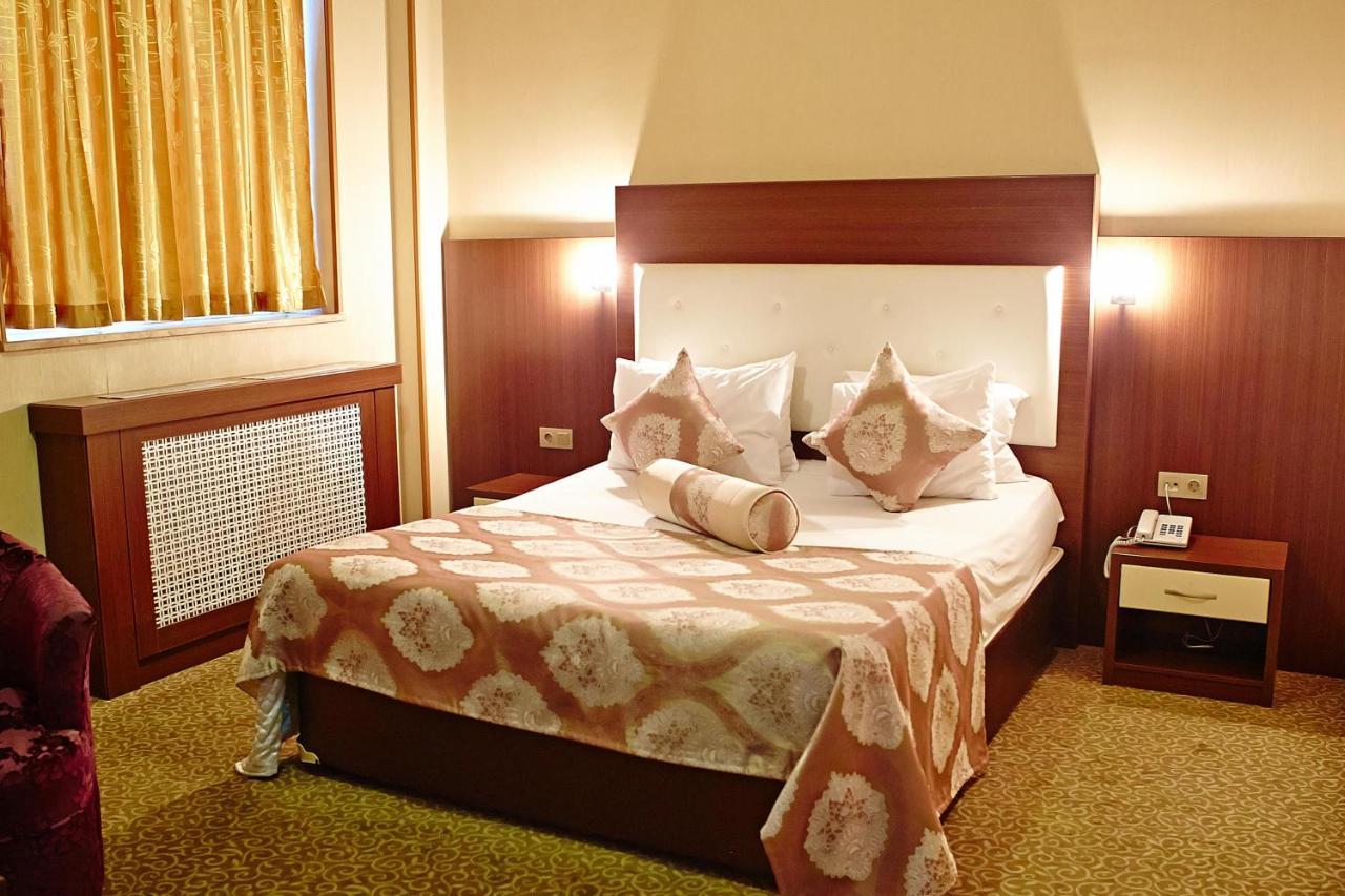 Grand Nakhchivan Hotel Exteriör bild